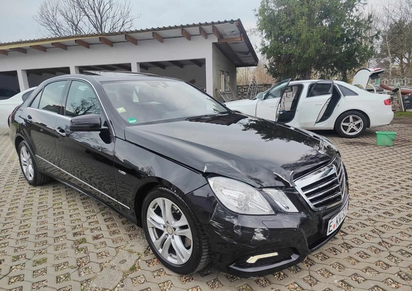 Mercedes-Benz Klasa E cena 33900 przebieg: 198000, rok produkcji 2009 z Wrocław małe 596